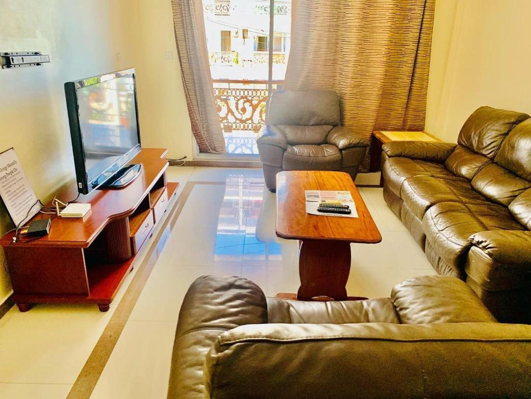 Masaki-Sea View 2-Bedroom Apt With Free Wi-Fi Дар-эс-Саламе Экстерьер фото
